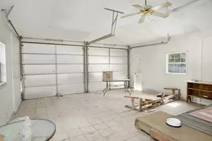 7901 Helmers St, Houston, TX 77022 - Photo 8