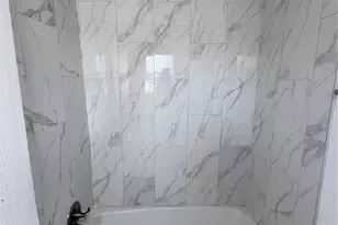 9750 Guest St, Houston, TX 77078 - Photo 16