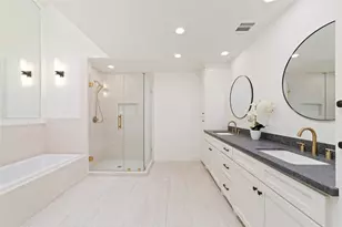 9374 Briar Forest Dr, Houston, TX 77063 - Photo 18