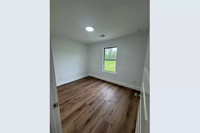 13256 Lake Conroe Bay Road, Willis, TX 77318 - Photo 12