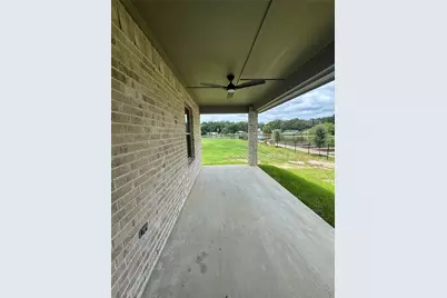 13256 Lake Conroe Bay Road, Willis, TX 77318 - Photo 20