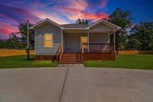 277 Vicksburg Ln, Livingston, TX 77351 - Photo 2