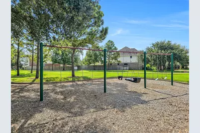 1902 Highland Point Court, Pearland, TX 77581 - Photo 32
