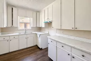1156 2nd St, Clute, TX 77531 - Photo 24