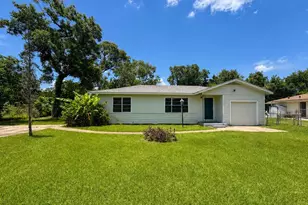 1156 2nd St, Clute, TX 77531 - Photo 1