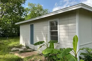 1156 2nd St, Clute, TX 77531 - Photo 14