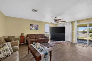 228 Speckled Trout Loop, Palacios, TX 77465 - Photo 14