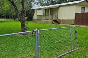 11 Kim St, Shepherd, TX 77371 - Photo 1