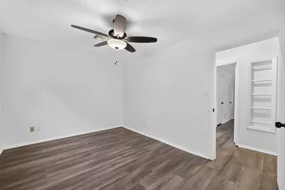 12957 Shannon Hills Drive, Houston, TX 77099 - Photo 26