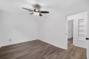12957 Shannon Hills Dr, Houston, TX 77099 - Photo 26