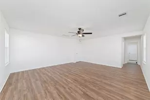 3508 Saxton Green Rd, Pearland, TX 77584 - Photo 18