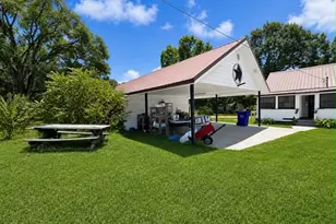 806 Hendry Rd, Corrigan, TX 75939 - Photo 2