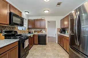 1710 W 11th St, Freeport, TX 77541 - Photo 6