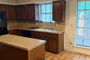 10719 Valley Hills Dr, Houston, TX 77071 - Photo 10