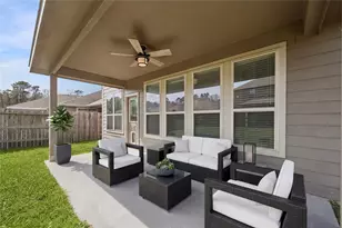 9310 Victoria Valley Ct, Houston, TX 77365 - Photo 24