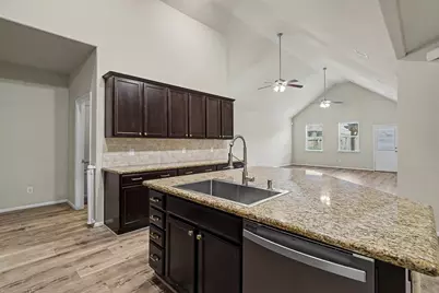 2728 Rogliano Lane, League City, TX 77573 - Photo 6