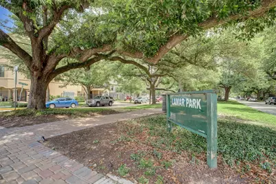1410 Hyde Park Boulevard #105, Houston, TX 77006 - Photo 32