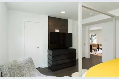 1410 Hyde Park Boulevard #105, Houston, TX 77006 - Photo 18