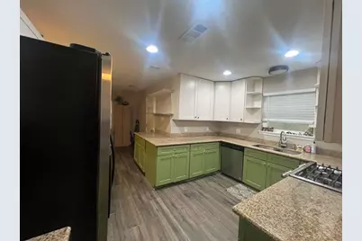 6015 McKnight Street, Houston, TX 77035 - Photo 18