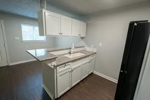 6519 Sloan St, Houston, TX 77087 - Photo 1