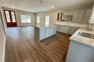 95 Hickory St, Shepherd, TX 77371 - Photo 4