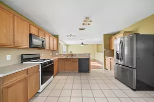 17802 Kerrybrook Ln, Humble, TX 77396 - Photo 10