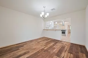 982 W Donovan St, Houston, TX 77091 - Photo 14