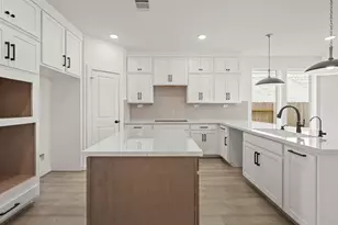 17050 Luminous Ln, Hockley, TX 77447 - Photo 6