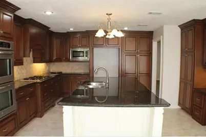 5245 Timberline Lane, Beaumont, TX 77706 - Photo 10