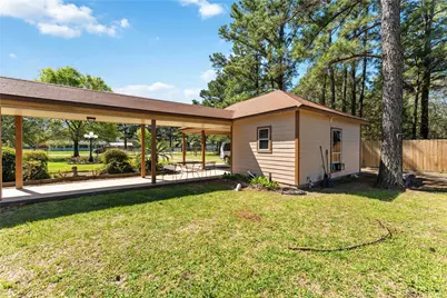 111 Commerce Lane, Highlands, TX 77562 - Photo 32