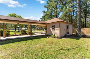 111 Commerce Ln, Highlands, TX 77562 - Photo 32