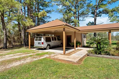 111 Commerce Lane, Highlands, TX 77562 - Photo 6