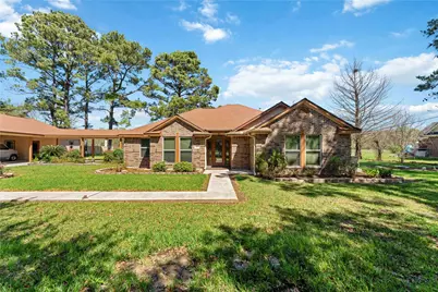 111 Commerce Lane, Highlands, TX 77562 - Photo 2