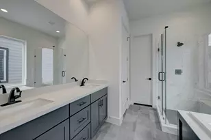 1535 W 24th St, Houston, TX 77008 - Photo 14