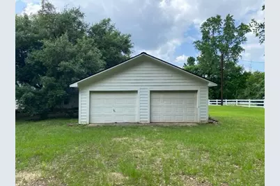9550 Lake Conroe Drive, Conroe, TX 77304 - Photo 18