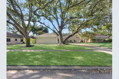 14319 Ella Lee Lane, Houston, TX 77077 - Photo 2