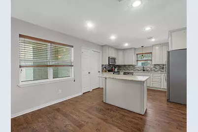 14319 Ella Lee Lane, Houston, TX 77077 - Photo 10