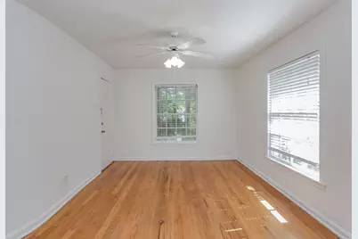 1828 W Main Street #4, Houston, TX 77098 - Photo 12