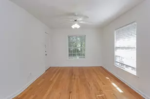 1828 W Main St, Houston, TX 77098 - Photo 12