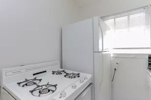 1828 W Main St, Houston, TX 77098 - Photo 6