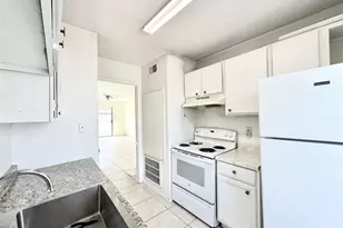 8323 Wilcrest Dr, Houston, TX 77072 - Photo 4