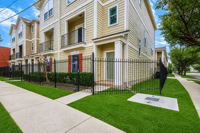1119 Palmer Street, Houston, TX 77003 - Photo 2