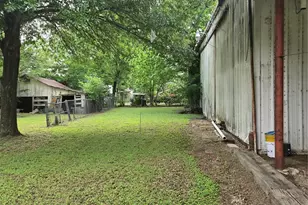 400 S McKinney, Mexia, TX 76667 - Photo 30