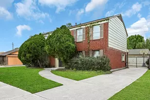 2311 Hazyknoll Ln, Houston, TX 77067 - Photo 2