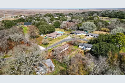 2024 9th Street, High Island, TX 77623 - Photo 8