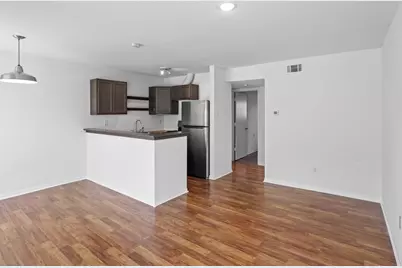 1408 Hughes Street #4, Houston, TX 77023 - Photo 10