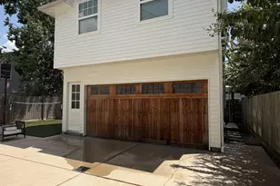 1749 Banks St, Houston, TX 77098 - Photo 2