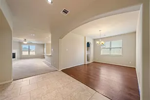 11719 Eagle Ridge Dr, Mont Belvieu, TX 77535 - Photo 4