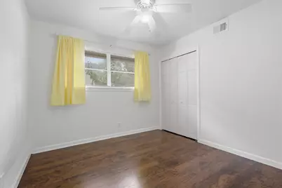 5206 Carew Street, Houston, TX 77096 - Photo 14