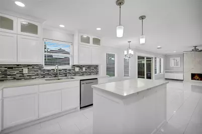 405 Mystic Trail Loop, Houston, TX 77339 - Photo 12